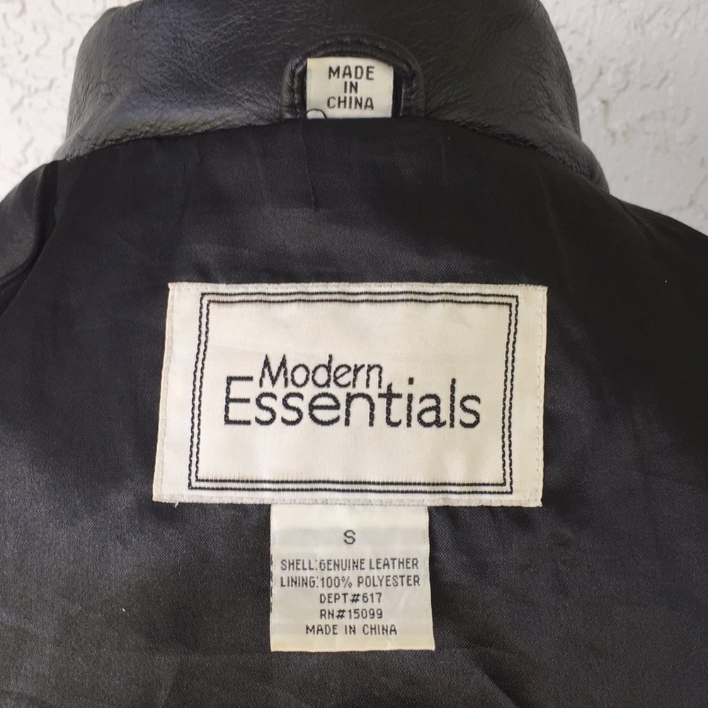 Leather Jacket - Picture 5 of 6